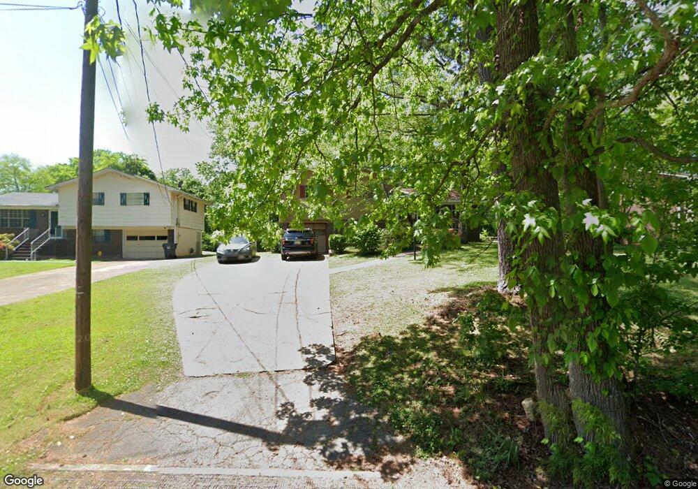 1810 Hillcrest Rd NE, Center Point, AL 35215 - photo 1