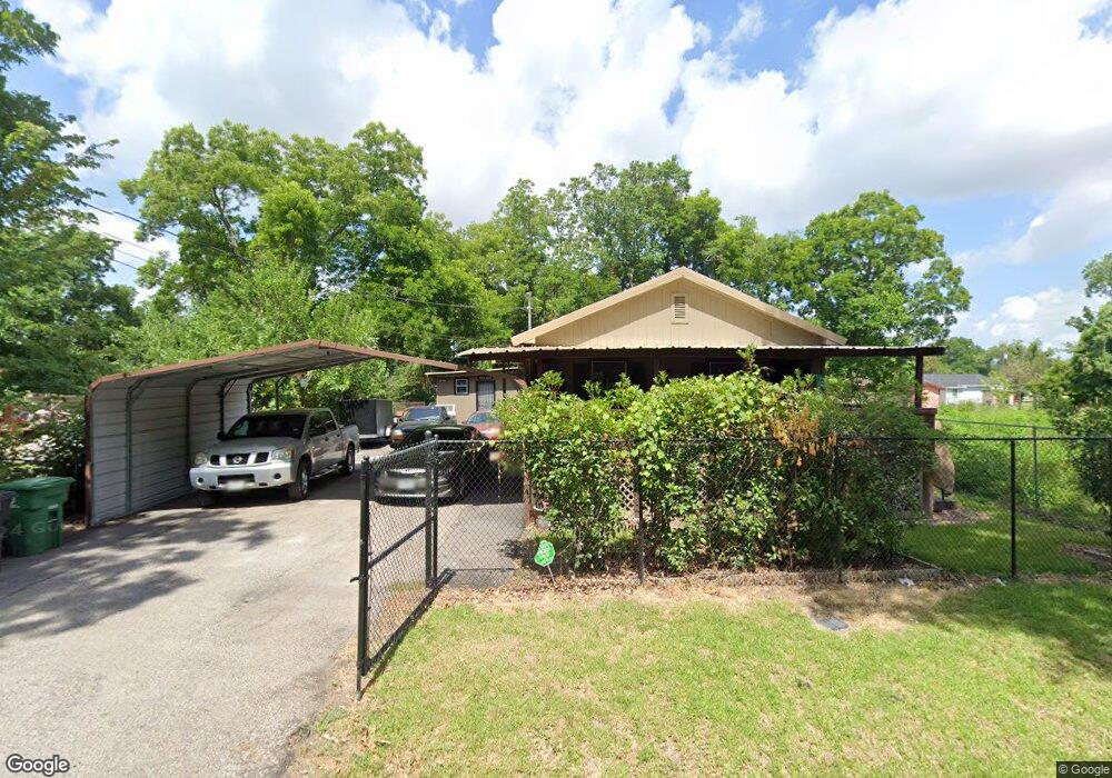 7425 Cora St, Houston, TX 77088 - photo 1
