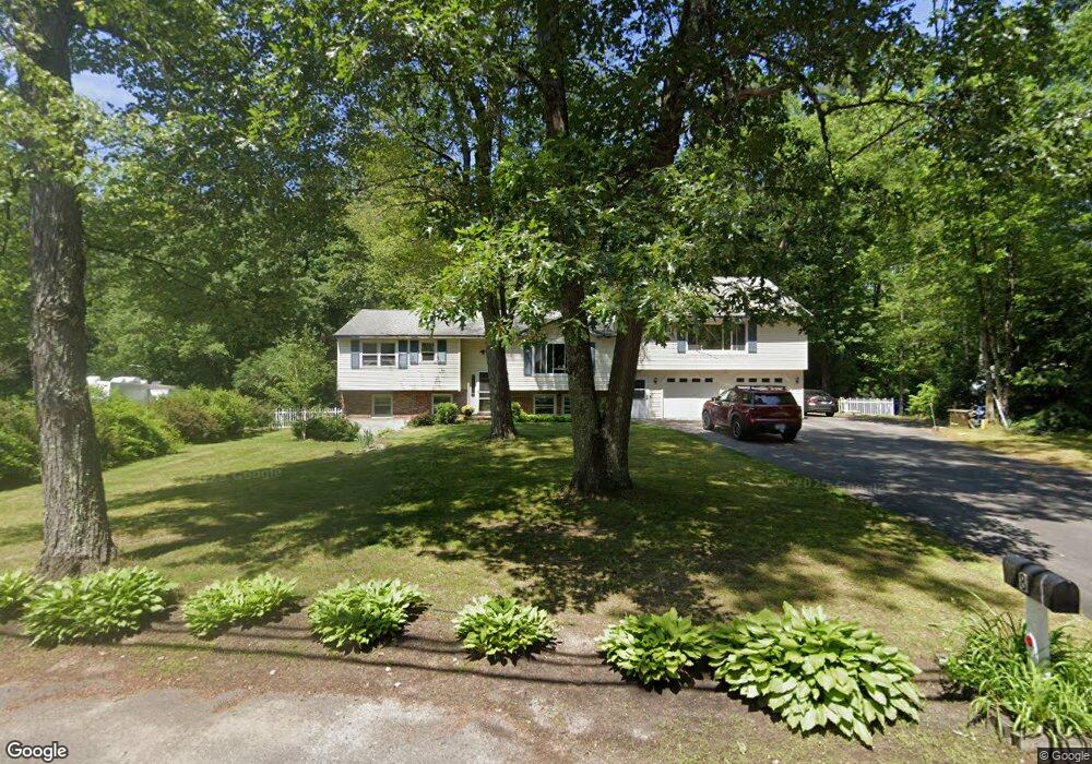 8 W Chamberlain Rd unit 1, Merrimack, NH 03054 - photo 1