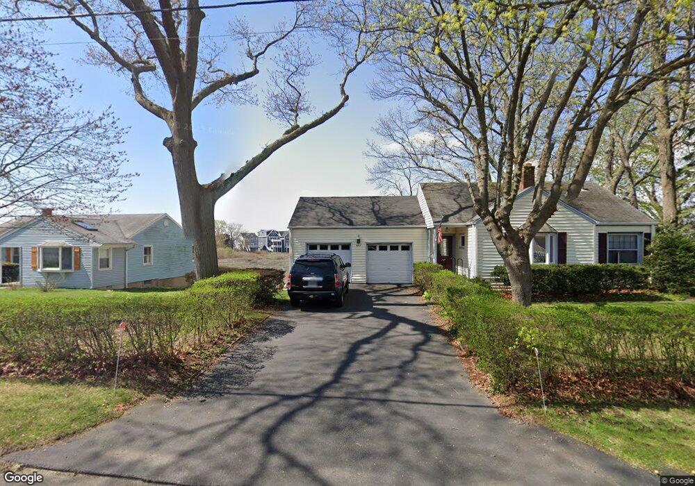 837 Buckingham Ave, Milford, CT 06460 - photo 1