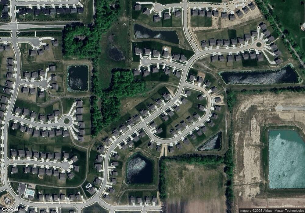 370 Waterford Ln, Westfield, IN 46074 - photo 1