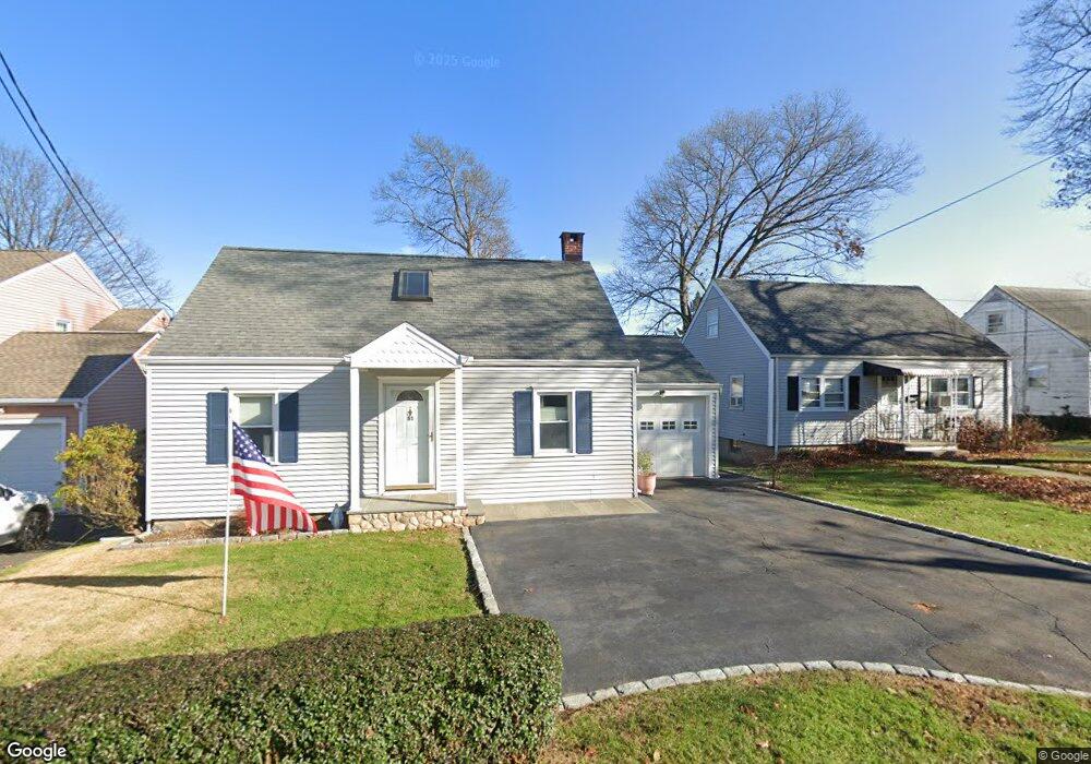 51 Walter Ave, Norwalk, CT 06851 - photo 1