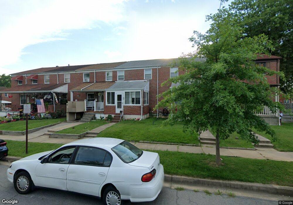 908 Foxridge Ln, Essex, MD 21221 - photo 1