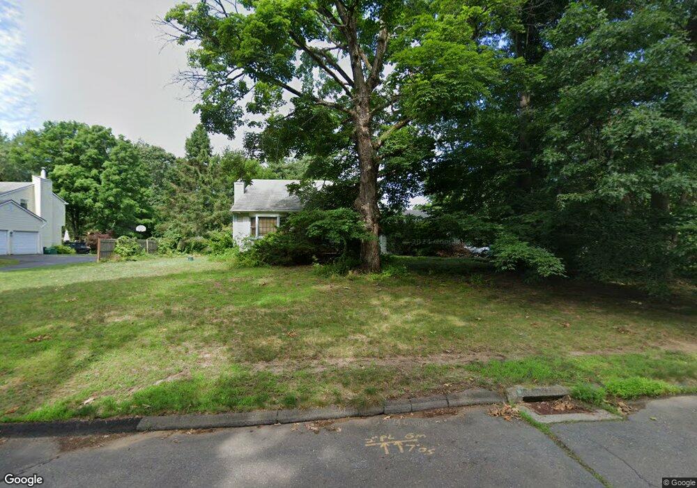 10 Boysen Dr, Bloomfield, CT 06002 - photo 1