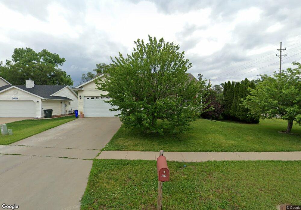 3402 Amanda Ct NW, Cedar Rapids, IA 52405 - photo 1