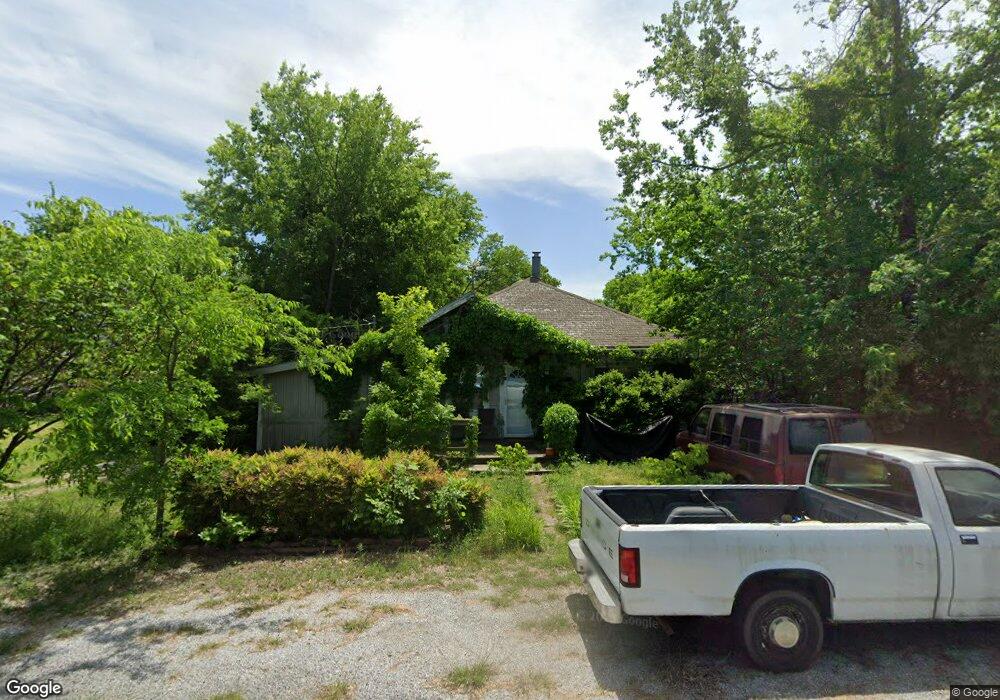 210 Windsor Dr, Pottsboro, TX 75076 - photo 1