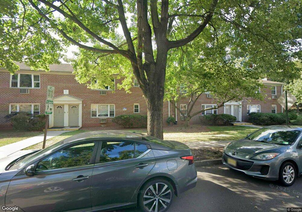 6 York Dr unit 5B, Edison, NJ 08817 - photo 1