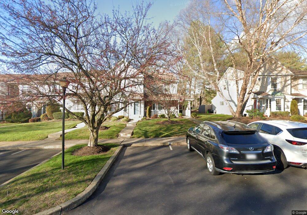 185 Leedom Way unit 9, Newtown, PA 18940 - photo 1