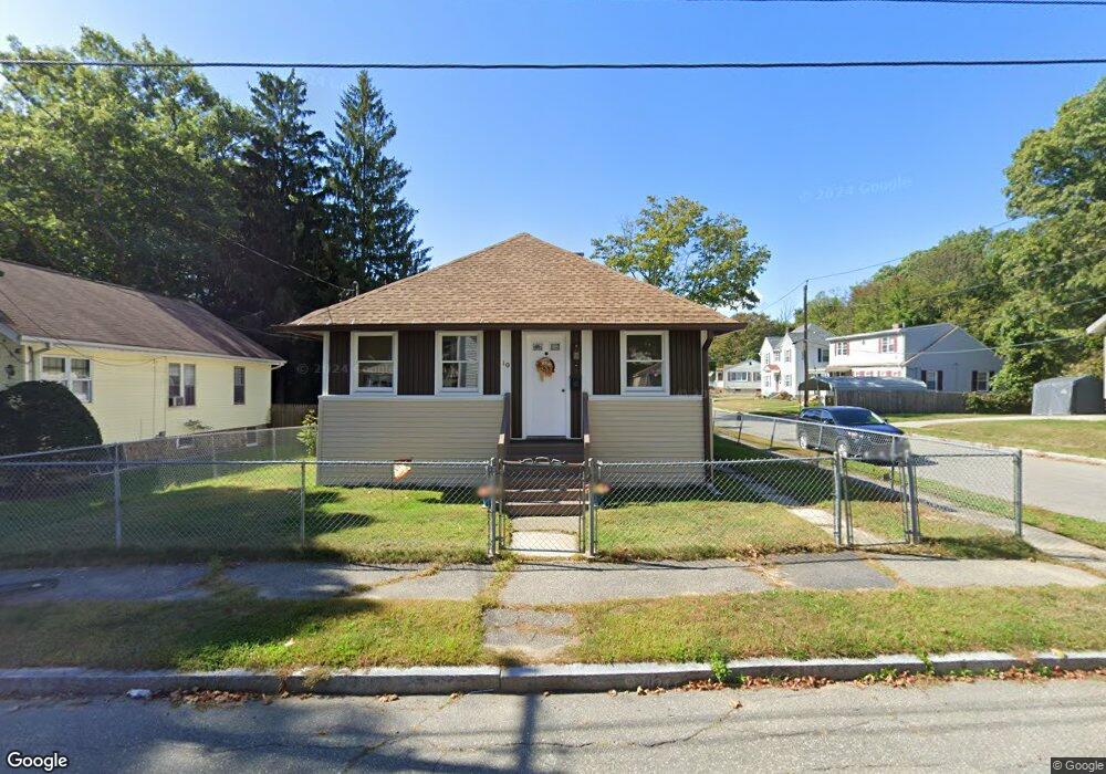 10 Arletta Ave, Worcester, MA 01602 - photo 1