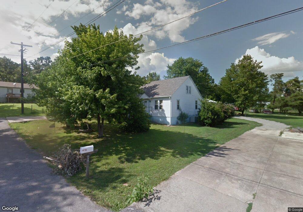 205 Jordan St, Hopkinsville, KY 42240 - photo 1