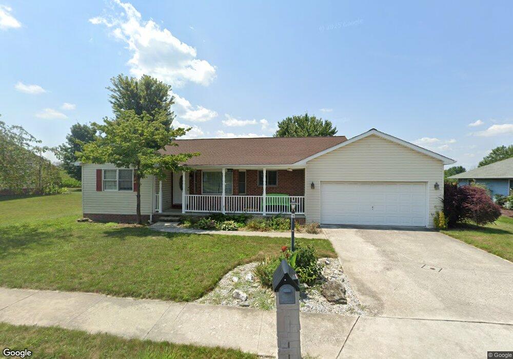 127 Wheaton Dr unit 114, Littlestown, PA 17340 - photo 1