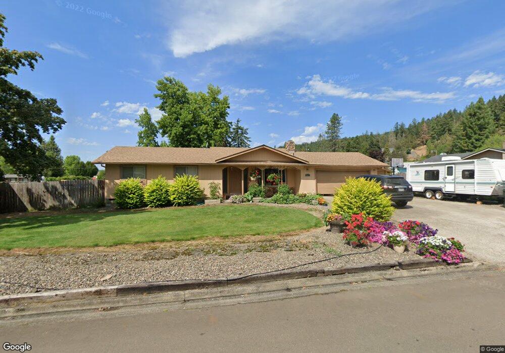 505 Opal St, Sutherlin, OR 97479 - photo 1