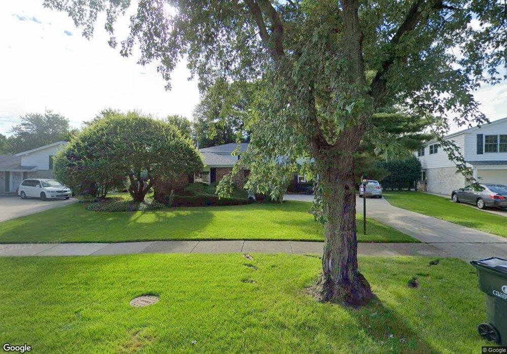3043 Maple Leaf Dr, Glenview, IL 60026 - photo 1