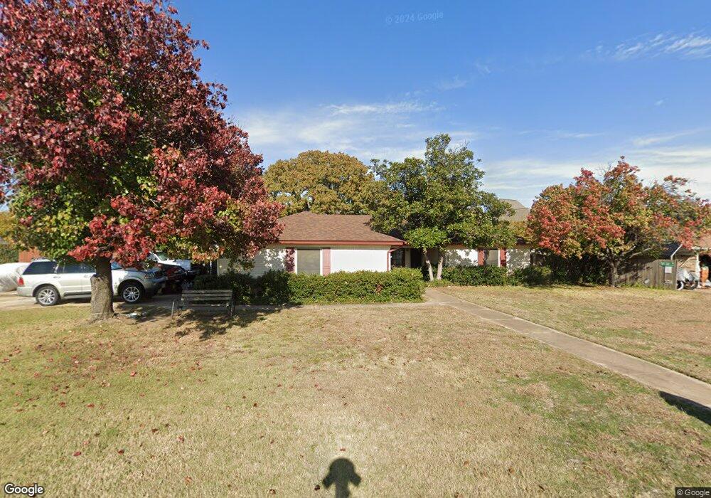 8401 Donna Dr, North Richland Hills, TX 76182 - photo 1