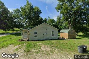 102 W Broadway, Barry, IL 62312