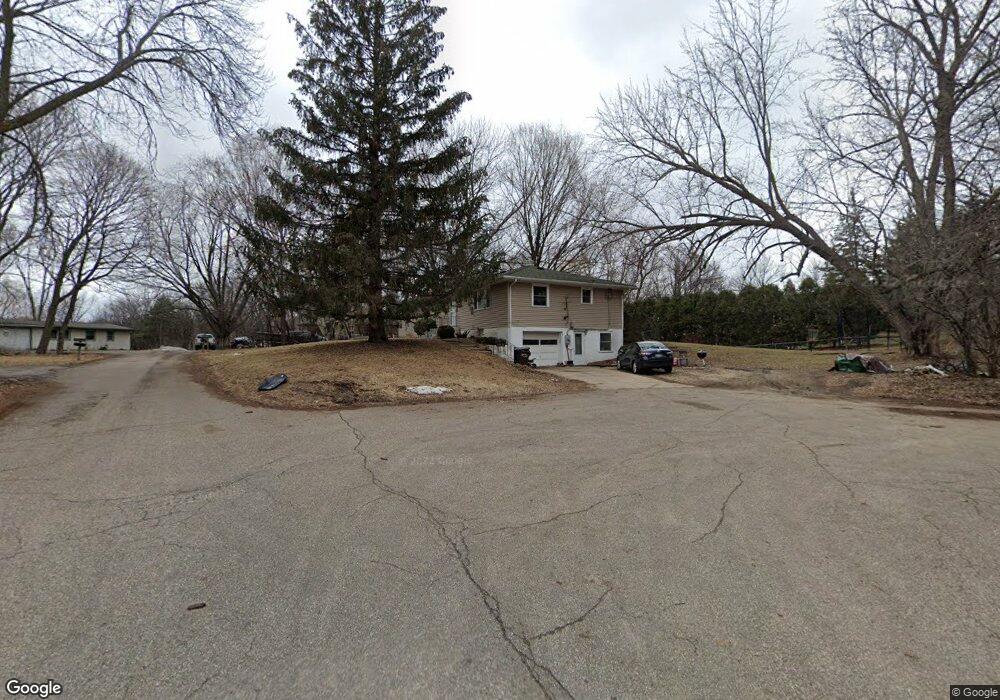 15124 Victor Ln, Minnetonka, MN 55345 - photo 1