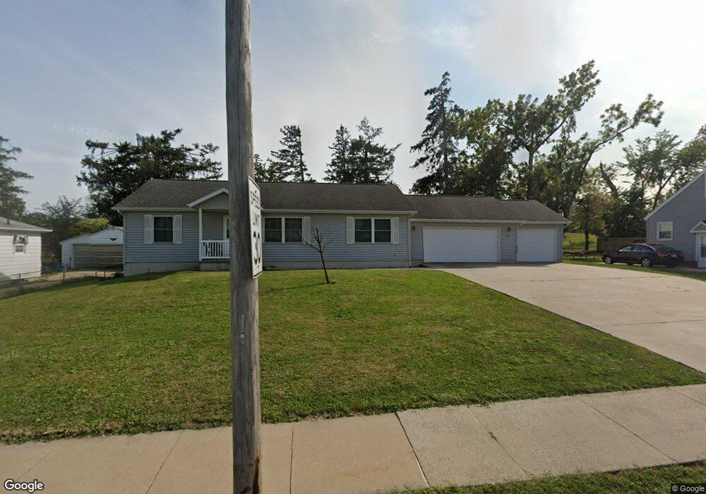 501 16th Ave SW, Cedar Rapids, IA 52404 - photo 1