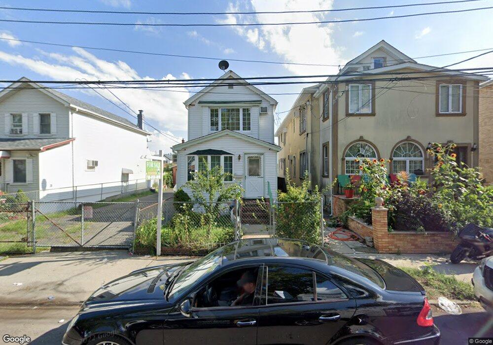 10434 94th Ave, Ozone Park, NY 11416 - photo 1