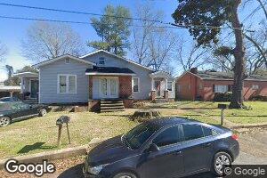104 N Walnut St, Newton, MS 39345