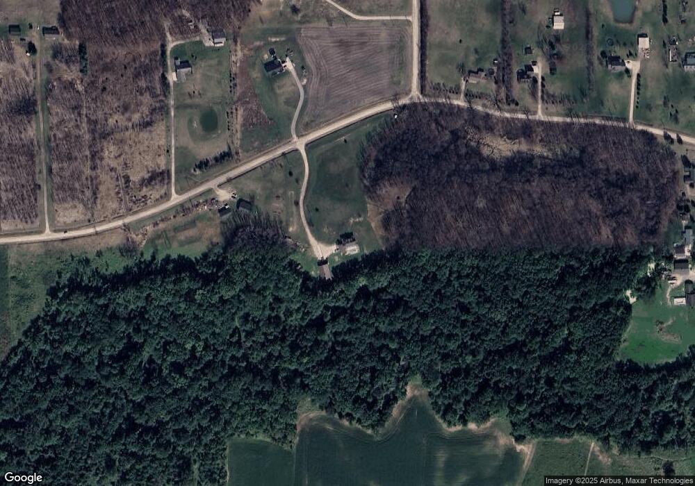 6855 Stout Rd, Carleton, MI 48117 - photo 1