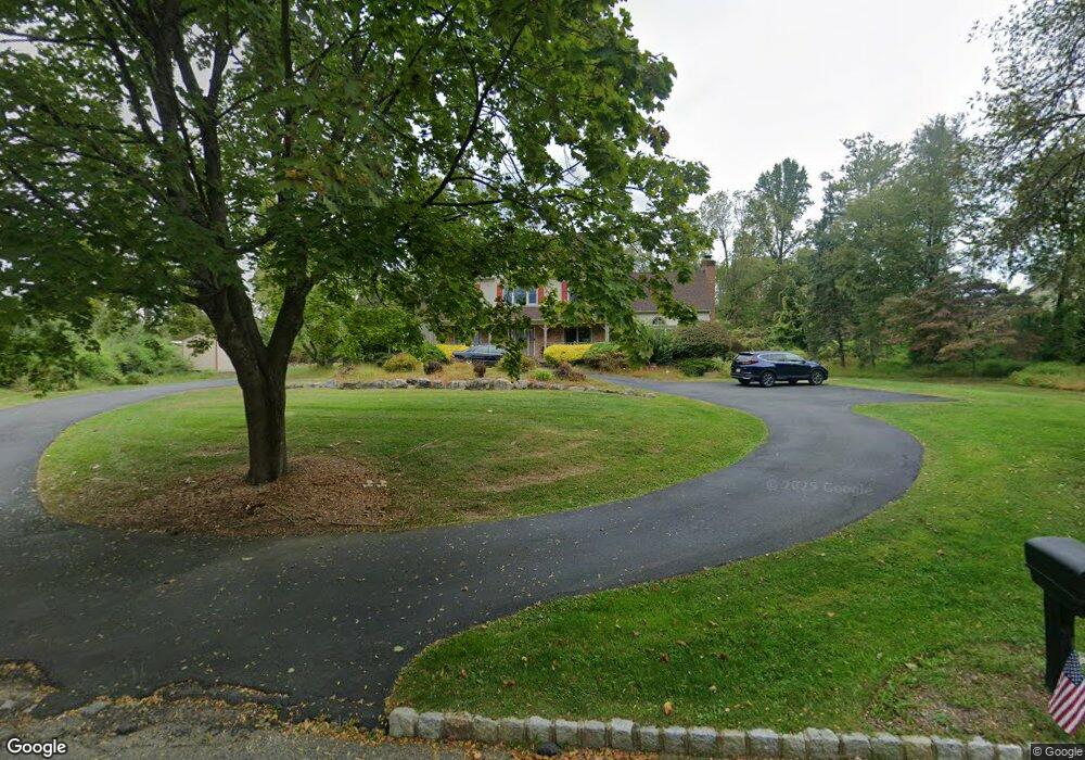 26 Chaucer Dr, Hackettstown, NJ 07840 - photo 1