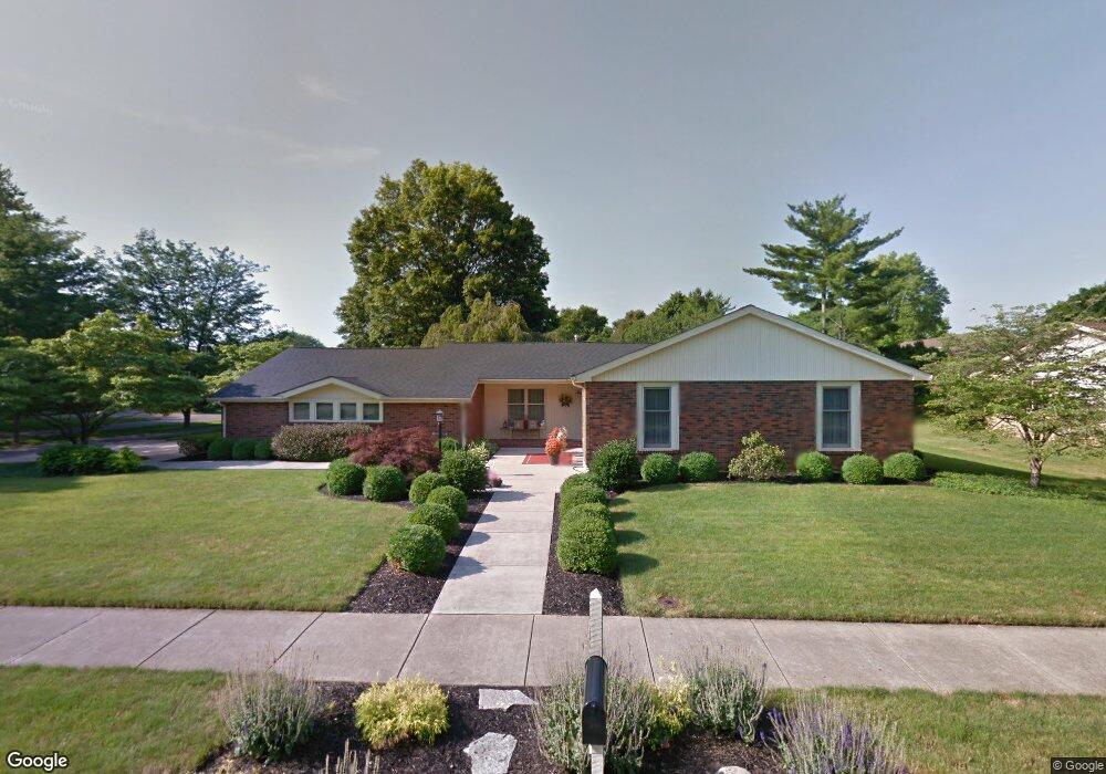 895 Parkside Dr, Columbus, IN 47203 - photo 1