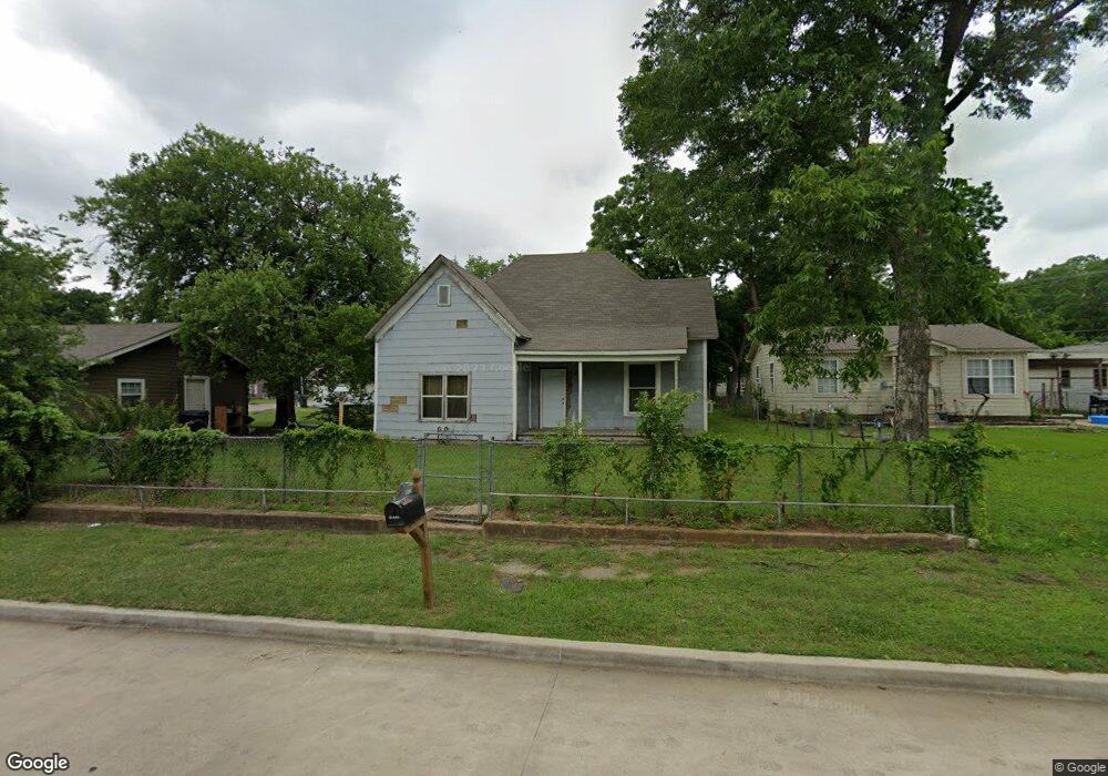 437 D St SE, Ardmore, OK 73401 - photo 1