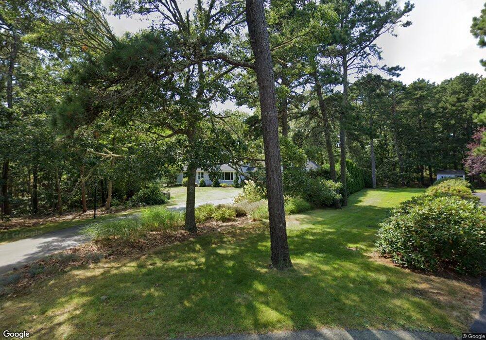 8 Red Oaks Ct, Harwich, MA 02645 - photo 1