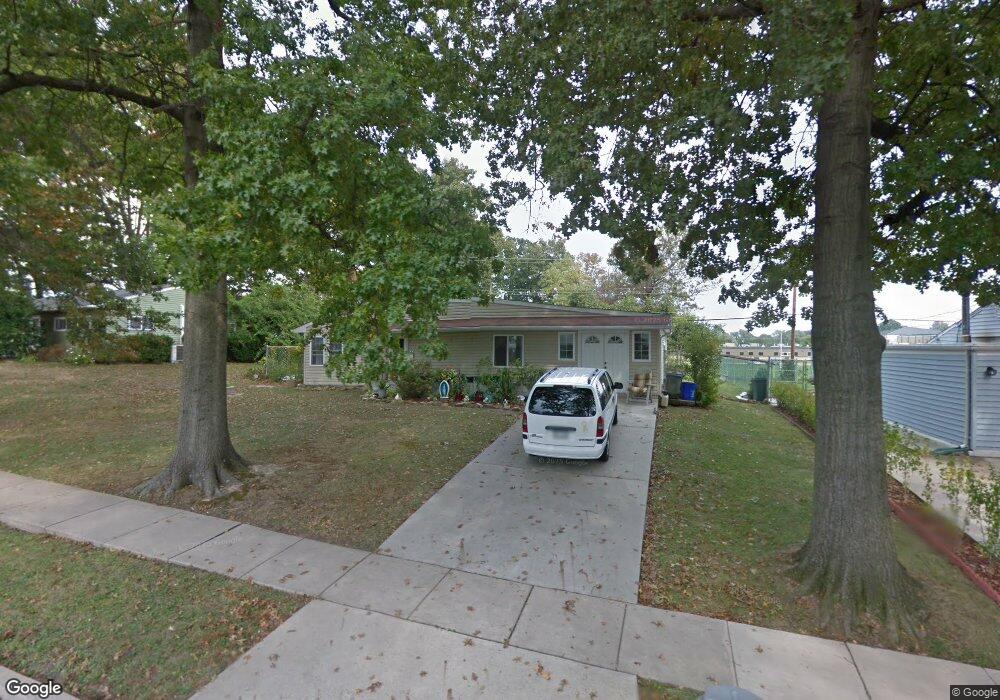 358 Blue Ridge Dr, Levittown, PA 19057 - photo 1