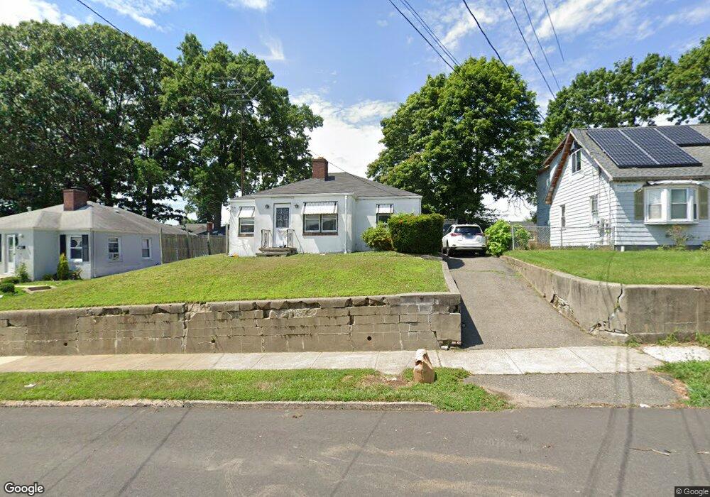 532 Ruth St, Bridgeport, CT 06606 - photo 1