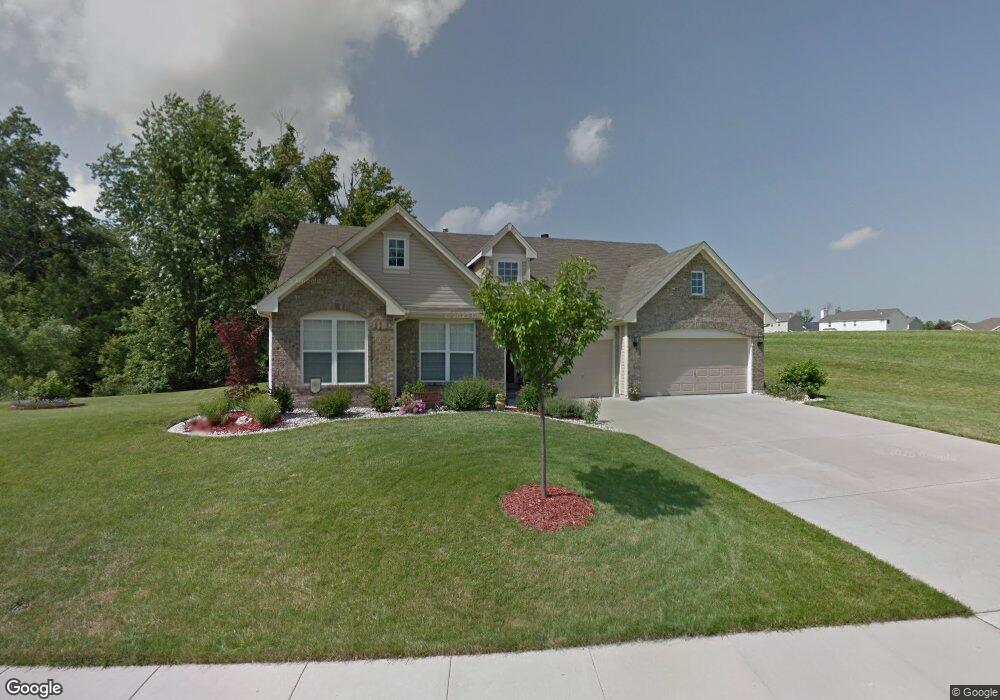 604 Longfellow Dr, O Fallon, IL 62269 - photo 1