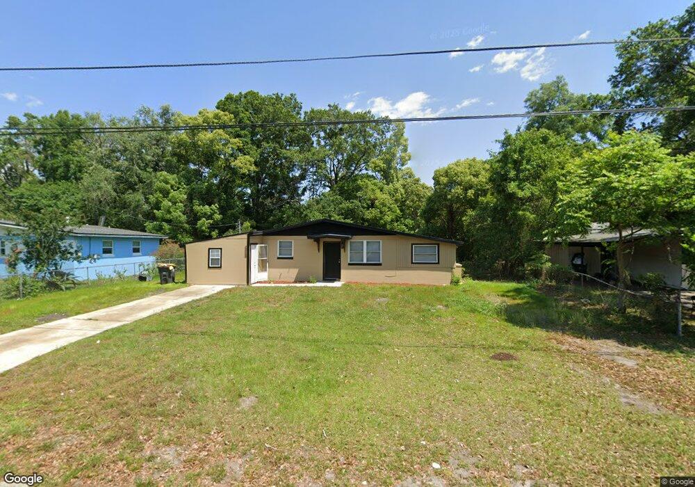 3917 Macgregor Dr, Jacksonville, FL 32210 - photo 1