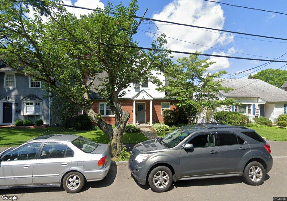 50 Pemberwick Rd, Greenwich, CT 06831 - photo 1