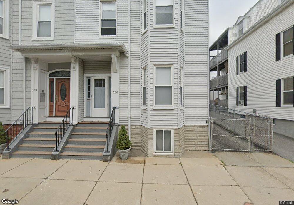 656 E 6th St, Boston, MA 02127 - photo 1