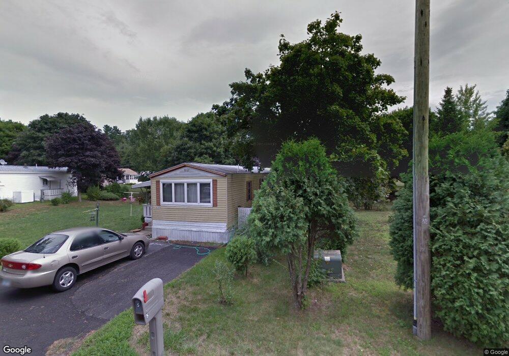 5 Circlefield Dr, Nashua, NH 03062 - photo 1