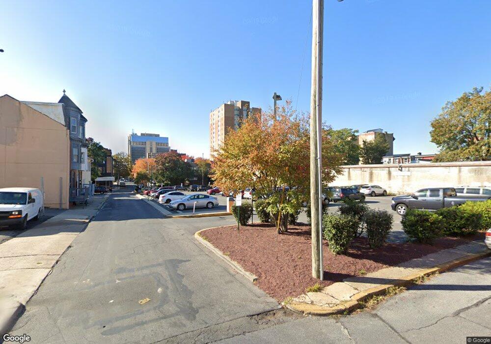 634 1/2 Moss St, Reading, PA 19604 - photo 1