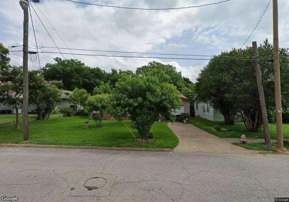 400 W Heron St, Denison, TX 75020 - photo 1