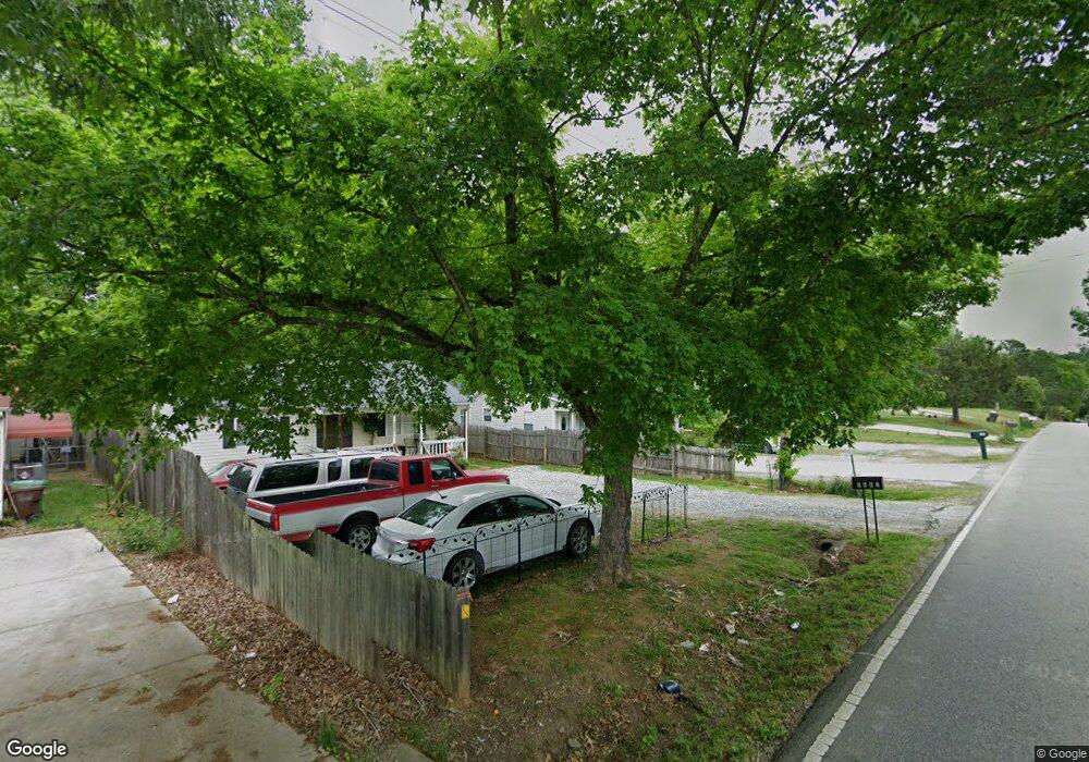 2807 Triangle Lake Rd, High Point, NC 27260 - photo 1