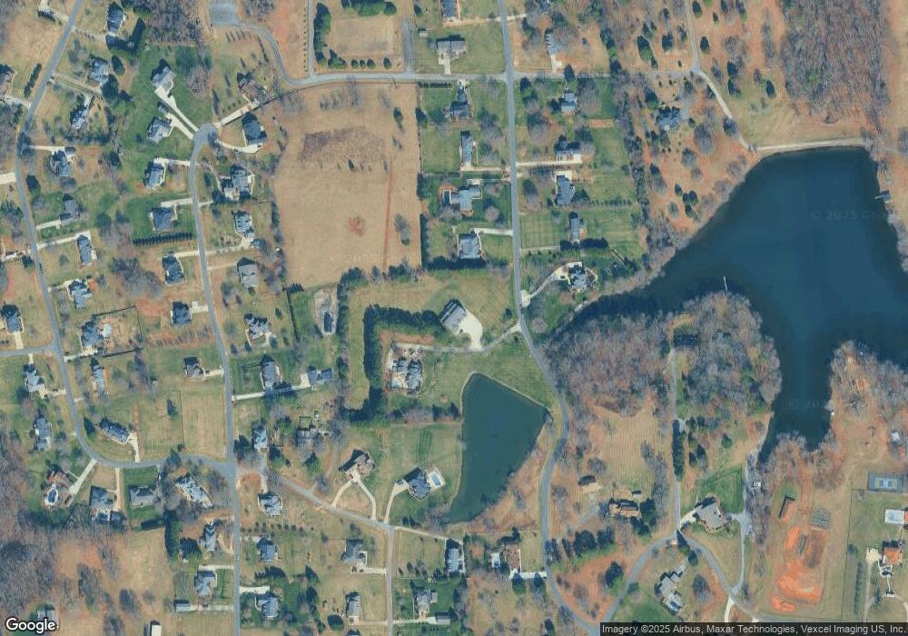 432 Baymount Dr, Statesville, NC 28625 - photo 1