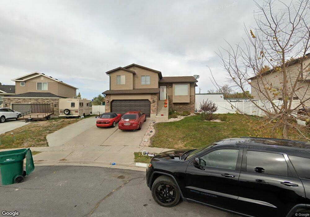 327 W 200 N unit 5, Clearfield, UT 84015 - photo 1