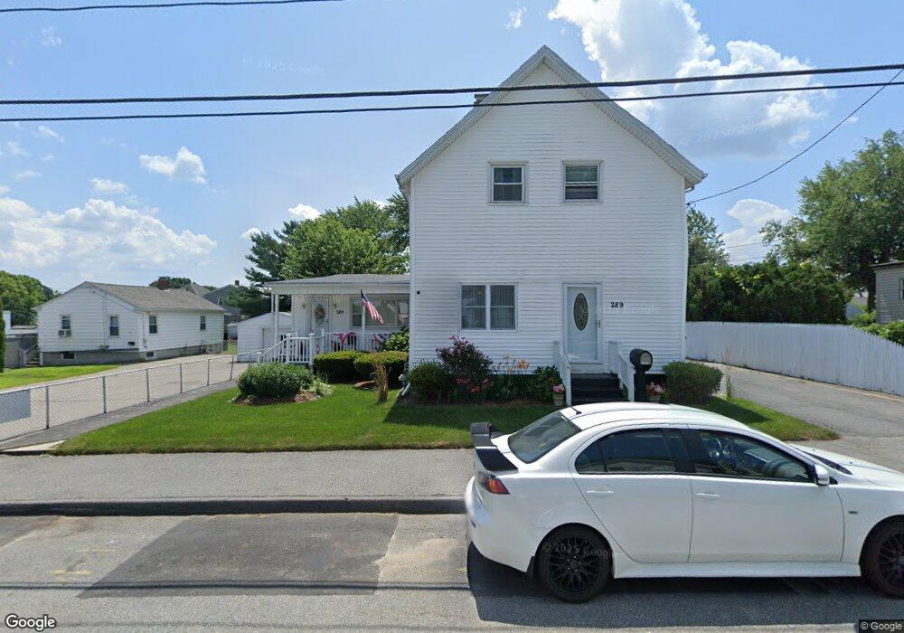 289 Canonicus St, Tiverton, RI 02878 - photo 1