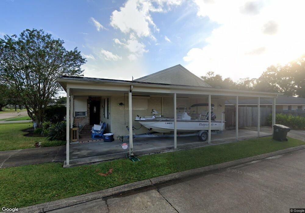 417 Maple Ave, Houma, LA 70364 - photo 1