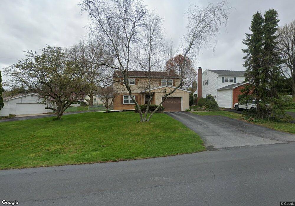 2521 W Pennsylvania St, Allentown, PA 18104 - photo 1