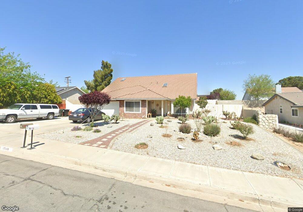 17118 Forest Hills Dr, Victorville, CA 92395 - photo 1