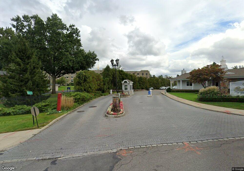 242-35 Oak Park Dr, Little Neck, NY 11362 - photo 1