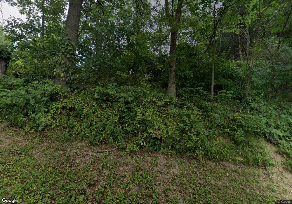 4861 Robin St, Coplay, PA 18037 - photo 1