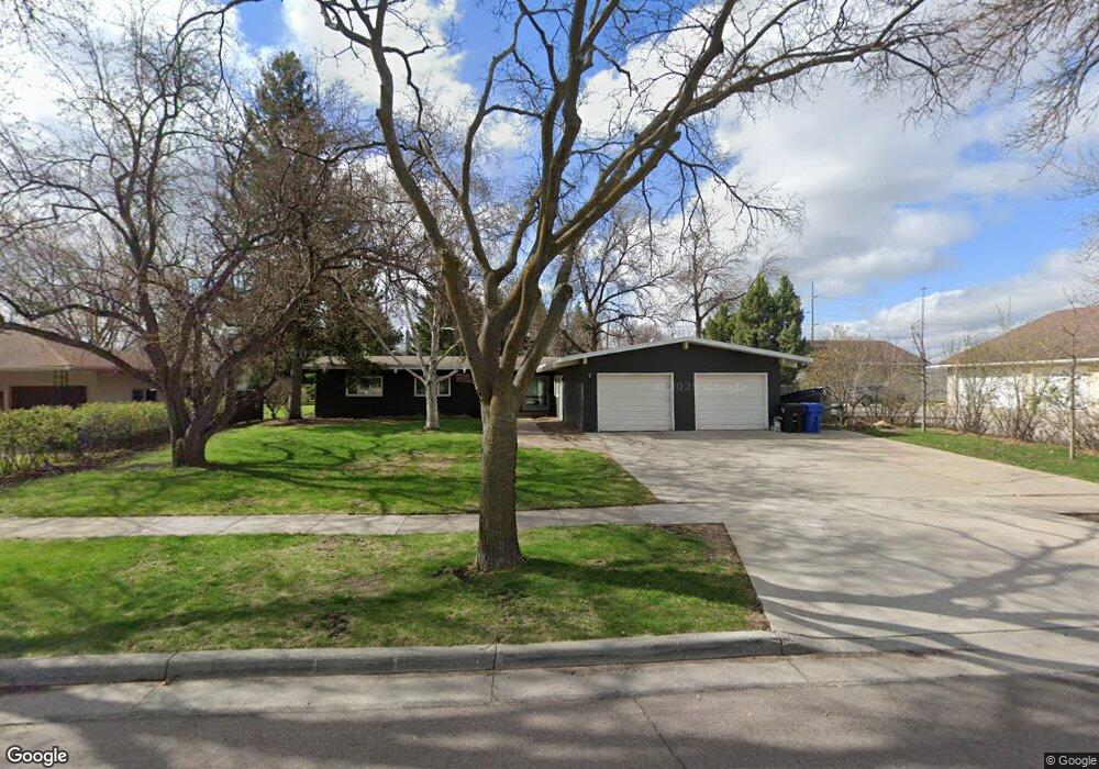 922 19th Ave S, Fargo, ND 58103 - photo 1