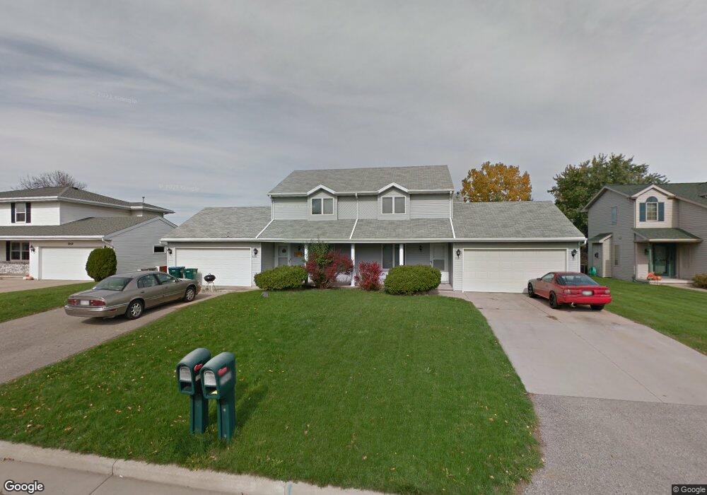 3040 W Hiawatha Dr, Appleton, WI 54914 - photo 1