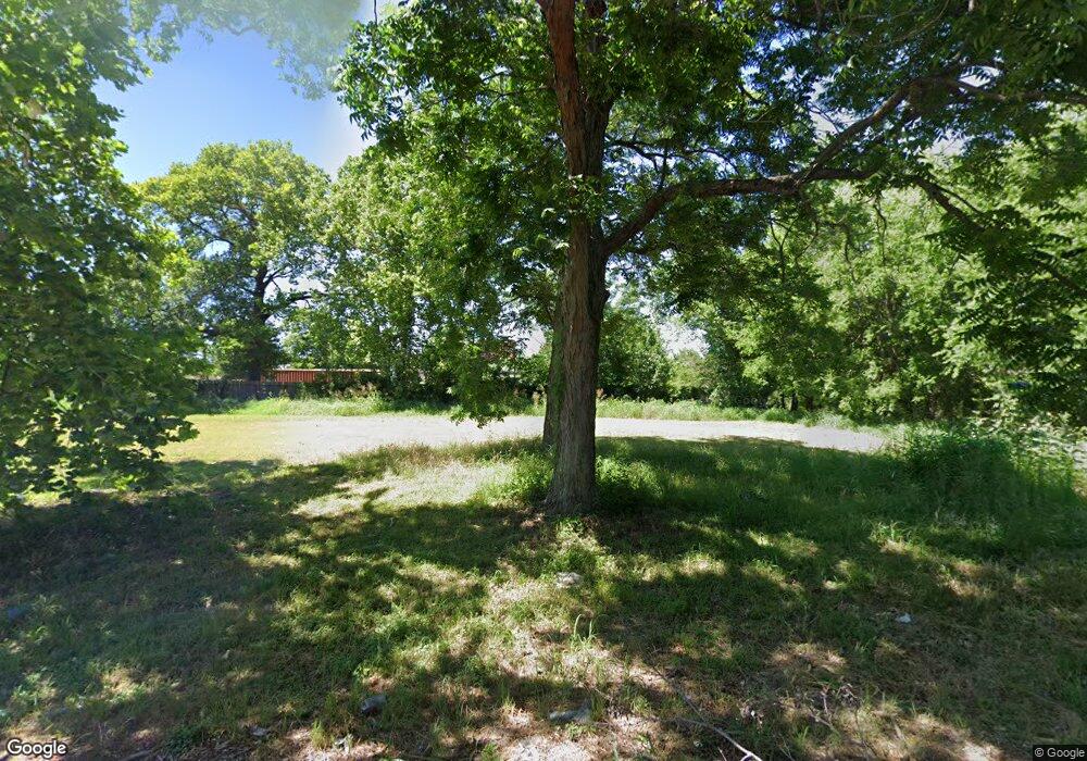 702 Tarver St, Houston, TX 77009 - photo 1