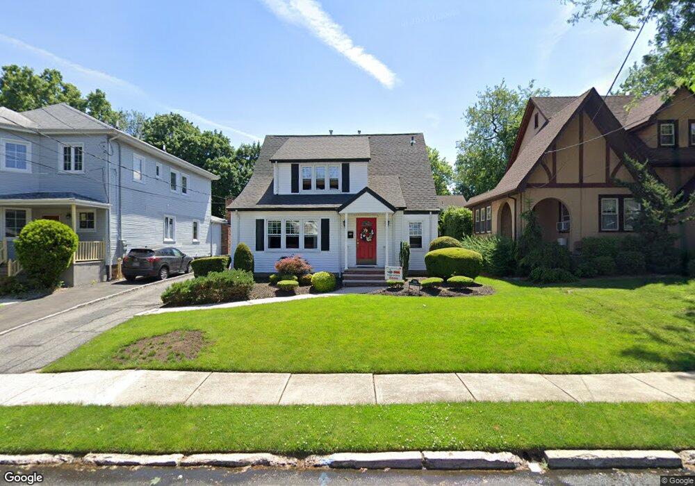 340 Cleveland Ave, Hasbrouck Heights, NJ 07604 - photo 1